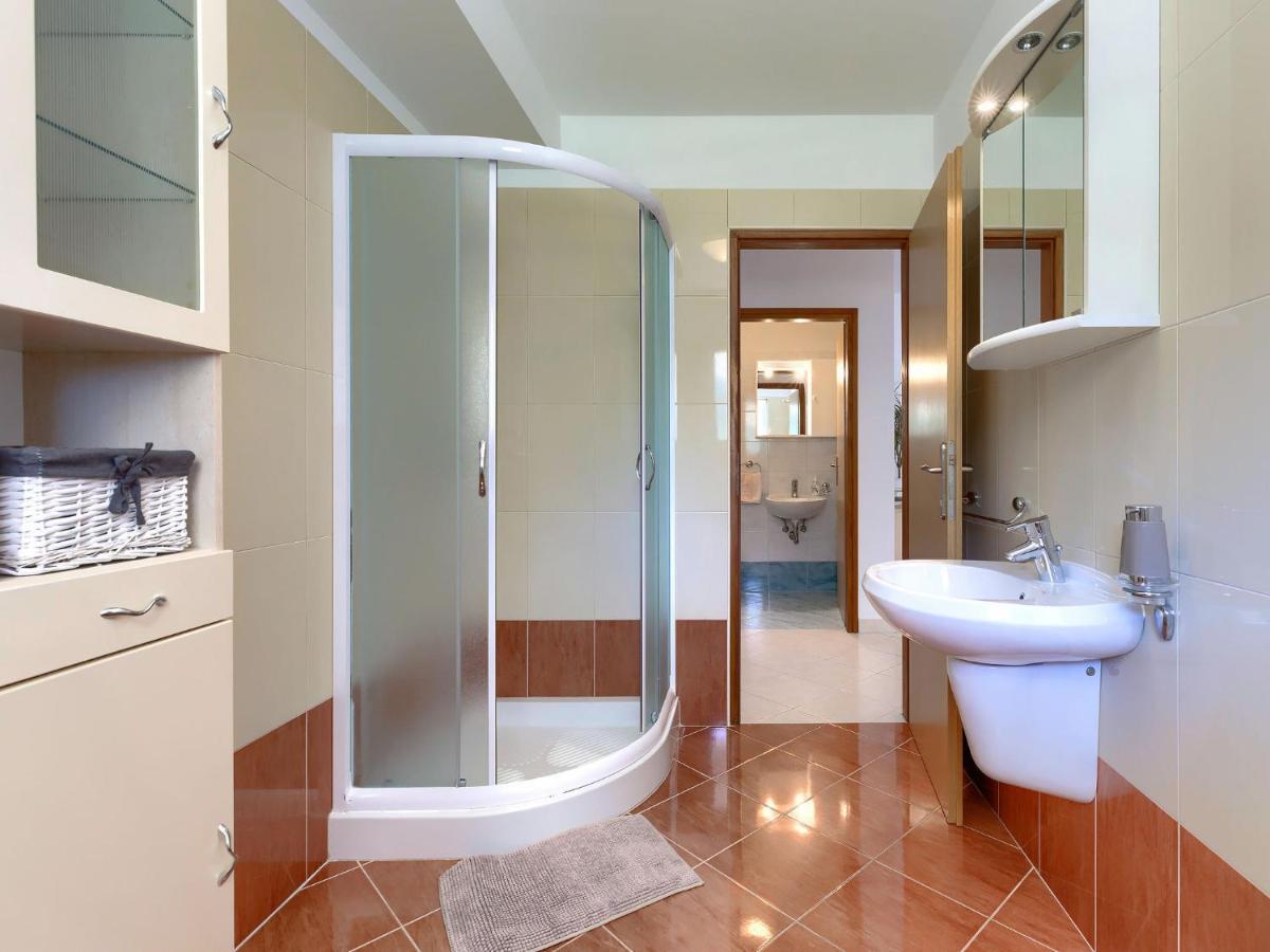Holiday Home Carla - Lbn429 By Interhome Labin  Buitenkant foto