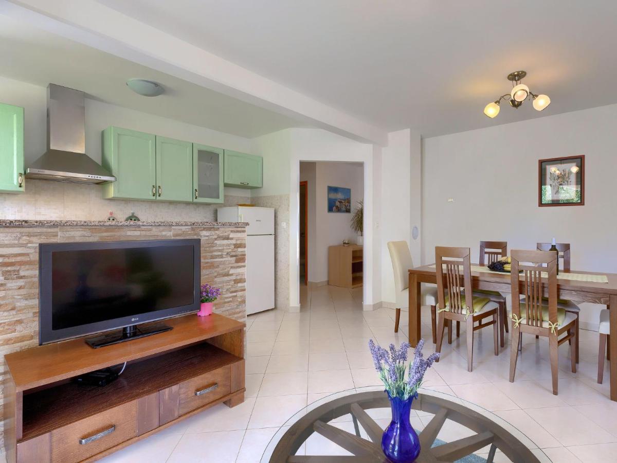 Holiday Home Carla - Lbn429 By Interhome Labin  Buitenkant foto