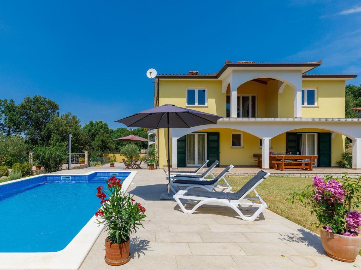Holiday Home Carla - Lbn429 By Interhome Labin  Buitenkant foto